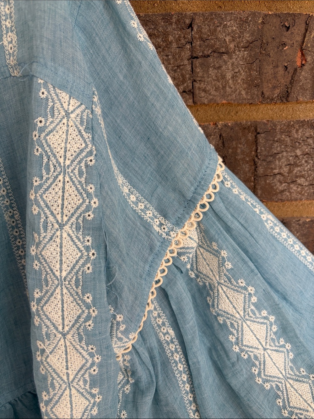 Listicle Blouse - Picture 3 of 5